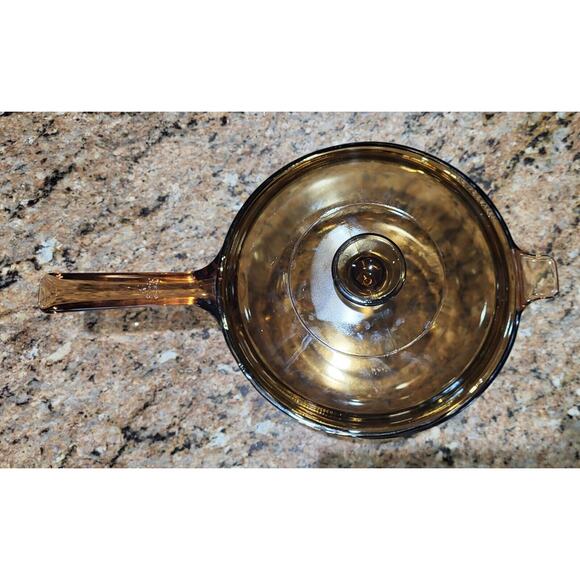 VTG Corning Ware Vision Amber Glass Cookware 2.5 Liter Sauce Pan & Lid - Picture 3 of 12